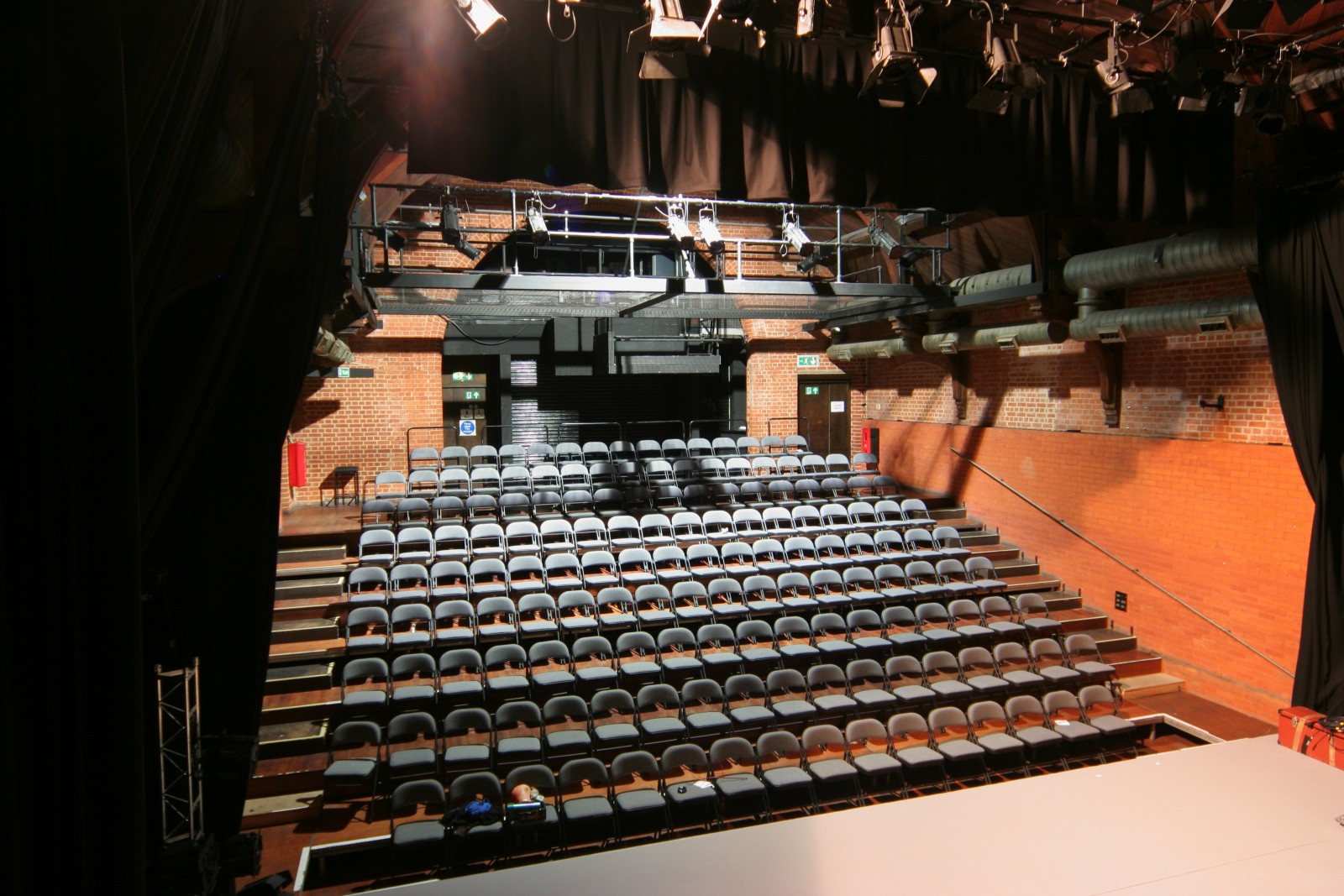 JL-theatre-seating-1600x1067.jpg
