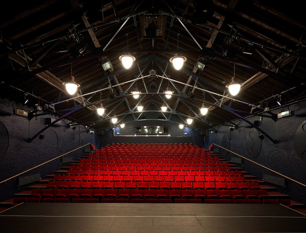 Main Theatre Seats ©Hufton+Crow_014 (1).jpg