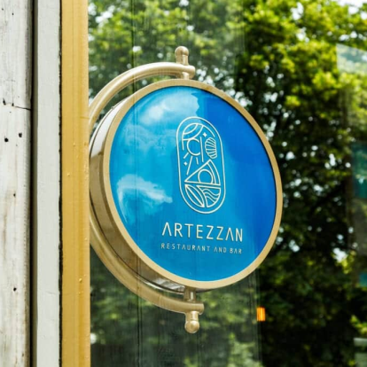 *Artezzan Restaurant & Bar