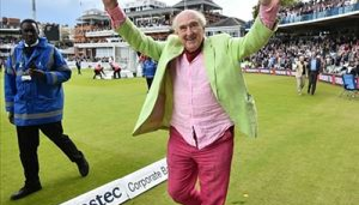 My Dear Old Things: An Evening With Henry Blofeld