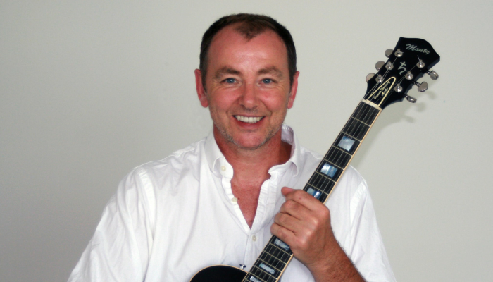Francis Dunnery's It Bites