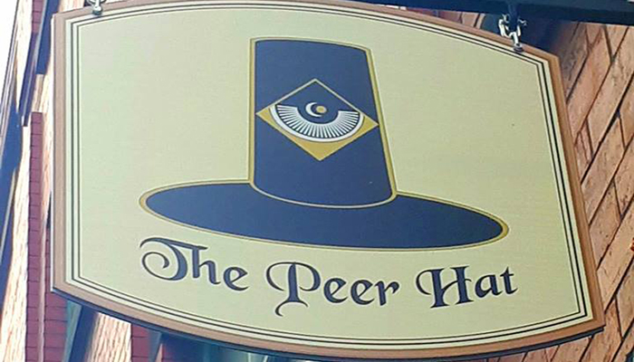 The Peer Hat