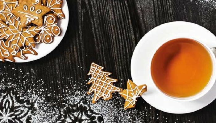 THE GREEN ROOM: EVERYTHING STOPS FOR FESTIVE TEA