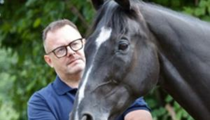 Equine Assisted Psychotherapy : Essential Skills